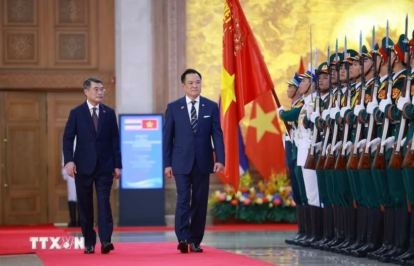 Prime Minister Le Minh Hung hosts welcome ceremony for Thai counterpart Anutin Charnvirakul Prime Minister Le Minh Hung hosts welcome ceremony for Thai counterpart Anutin Charnvirakul