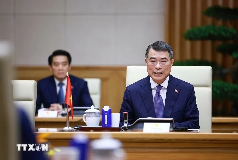 Vietnamese, Cambodian Prime Ministers hold talks, advance substantive and effective bilateral relations Vietnamese, Cambodian Prime Ministers hold talks, advance substantive and effective bilateral relations