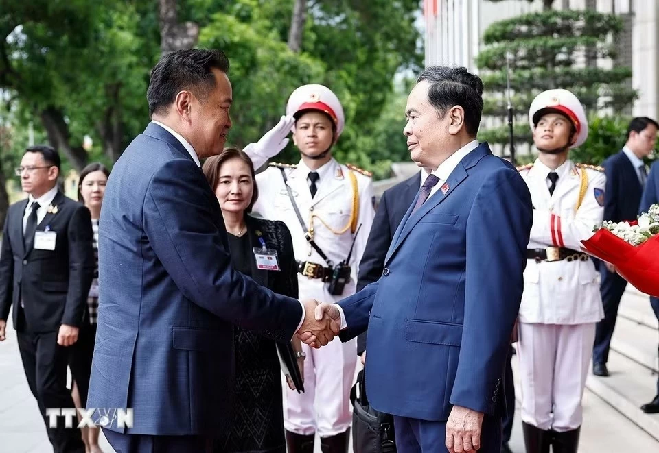 National Assembly Chairman Tran Thanh Man meets with Thai Prime Minister Anutin Charnvirakul