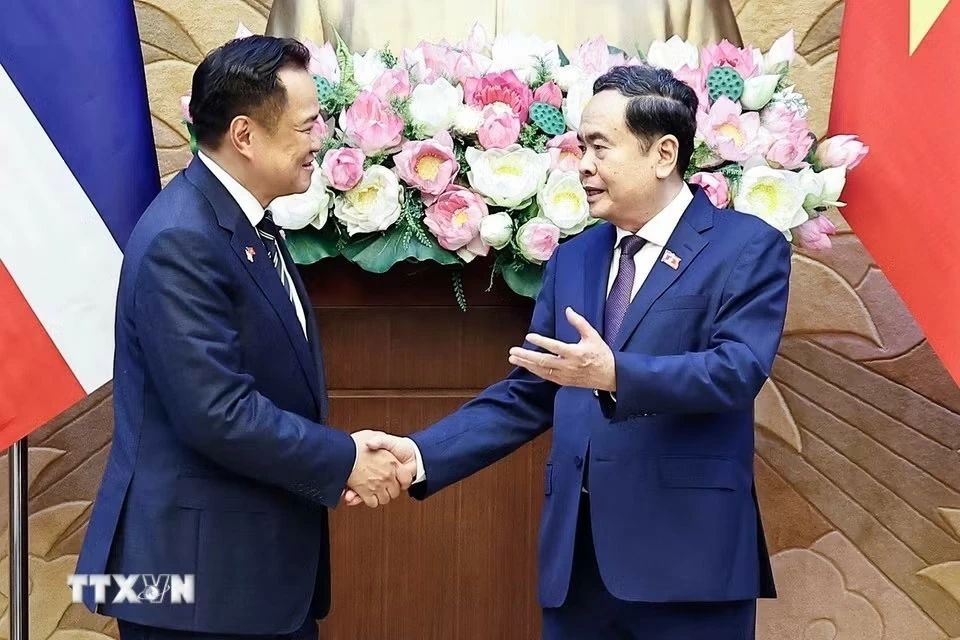 National Assembly Chairman Tran Thanh Man meets with Thai Prime Minister Anutin Charnvirakul