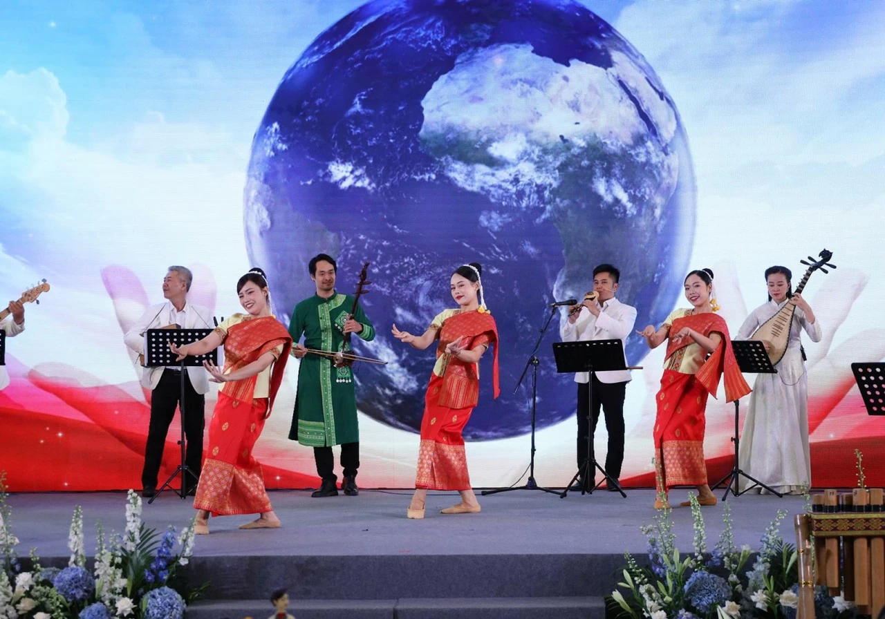 Politburo Member, Foreign Minister Le Hoai Trung hosts reception for delegates attending ASEAN Future Forum 2026 Politburo Member, Foreign Minister Le Hoai Trung hosts reception for delegates attending ASEAN Future Forum 2026