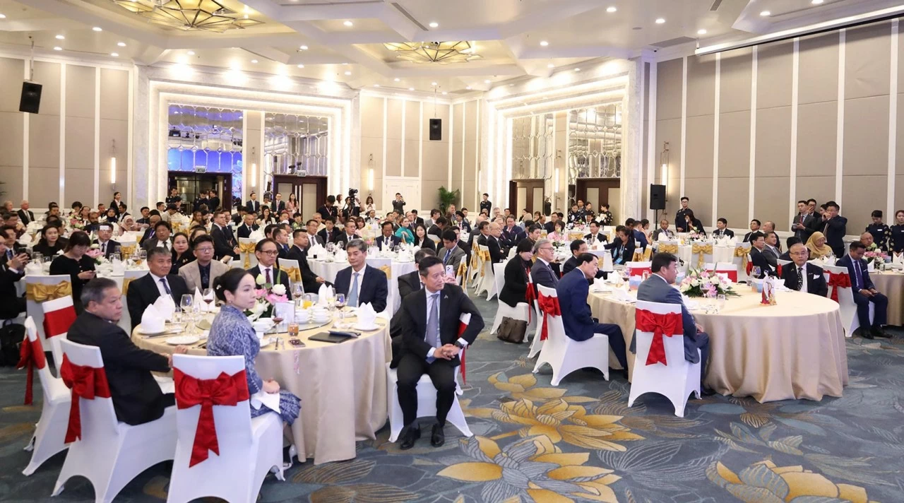 Politburo Member, Foreign Minister Le Hoai Trung hosts reception for delegates attending ASEAN Future Forum 2026 Politburo Member, Foreign Minister Le Hoai Trung hosts reception for delegates attending ASEAN Future Forum 2026
