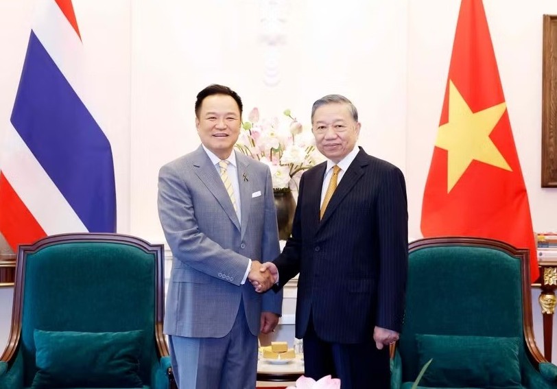 General Secretary, President To Lam welcomes Thai Prime Minister Anutin Charnvirakul
