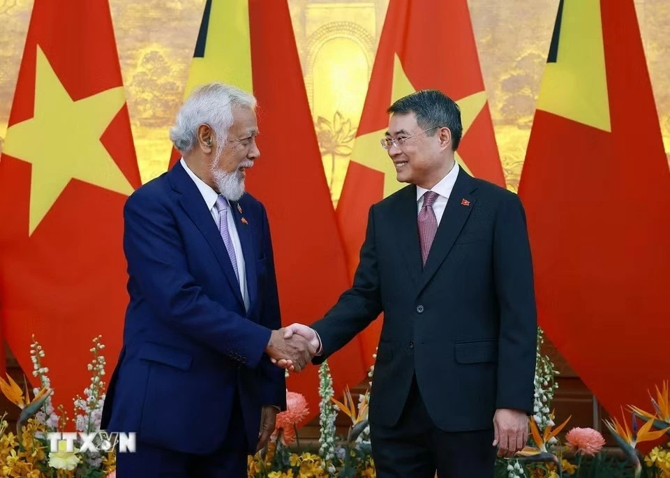 Prime Minister Le Minh Hung holds talks with Timor-Leste Prime Minister Kay Rala Xanana Gusmao