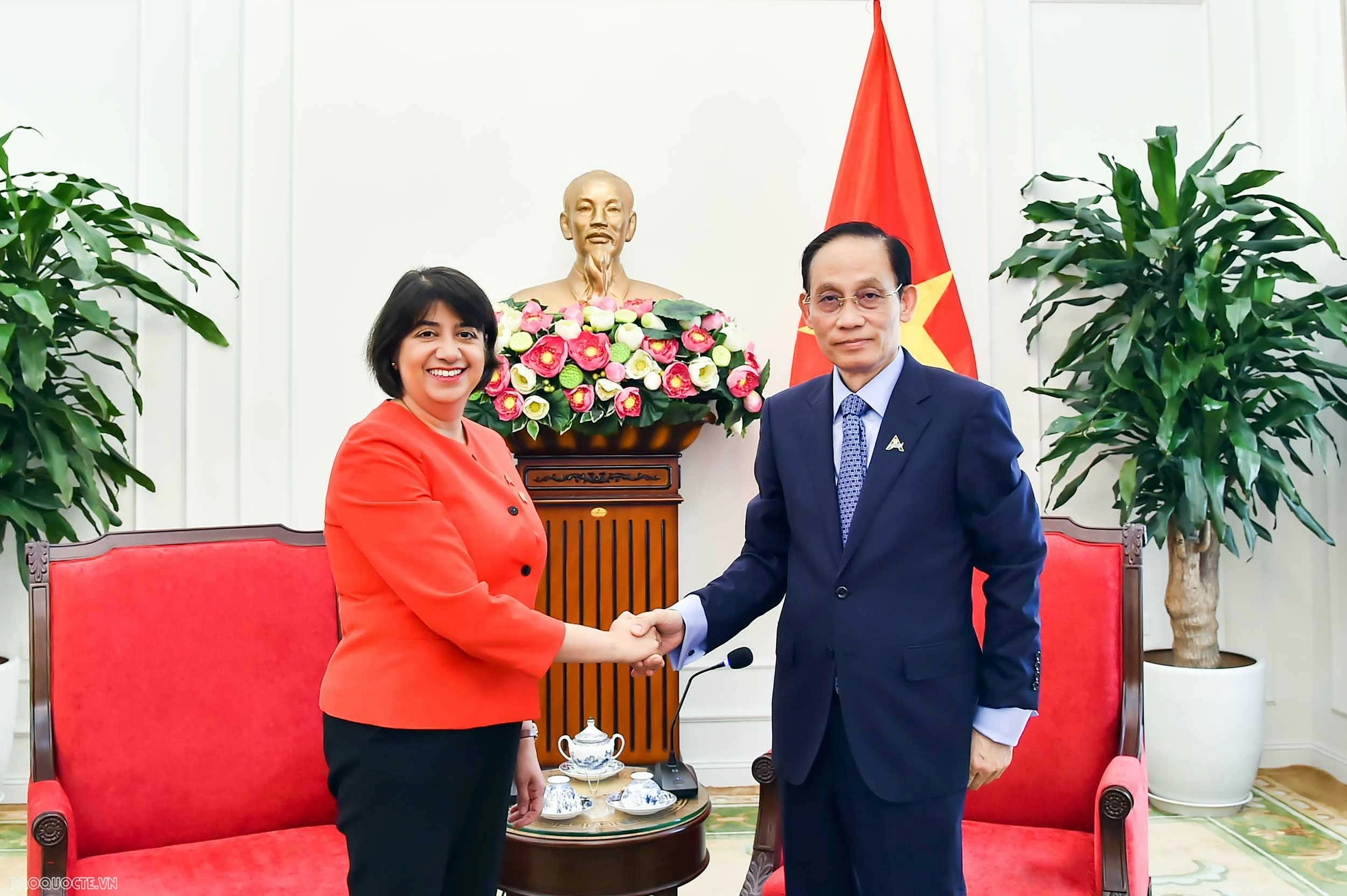 Foreign Minister Le Hoai Trung receives UK Parliamentary Under-Secretary of State Seema Malhotra Foreign Minister Le Hoai Trung receives UK Parliamentary Under-Secretary of State Seema Malhotra