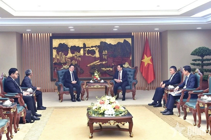 Deputy PM Phan Van Giang receives ASEAN Secretary-General Kao Kim Hourn Deputy PM Phan Van Giang receives ASEAN Secretary-General Kao Kim Hourn