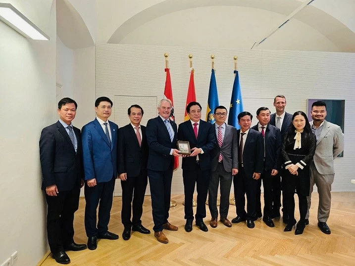 Hue City actively promotes cooperation with Austrian partners