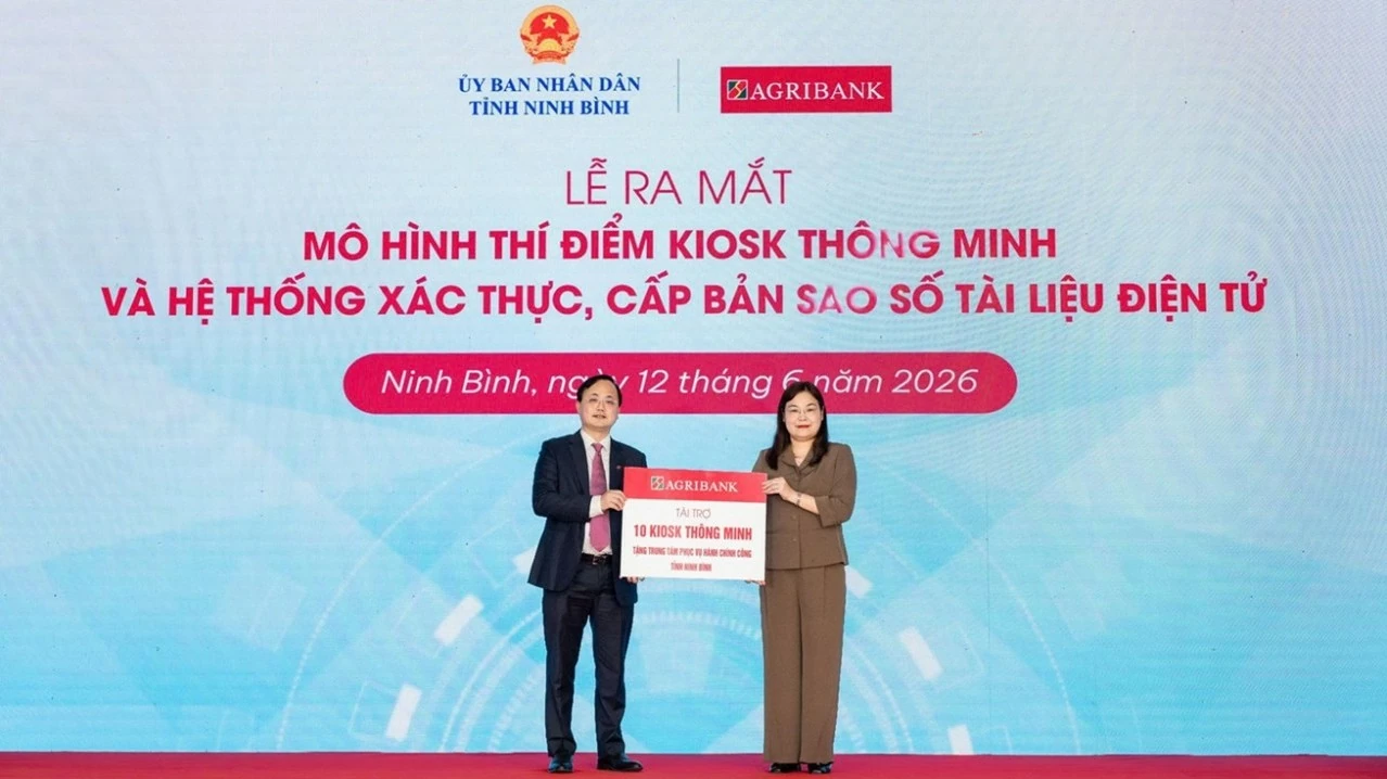 Agribank accompanies Ninh Binh in implementing Smart Kiosk Model: A 'Boost' for digital transformation in public administration