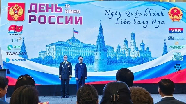 Russian Embassy celebrates 36th National Day in Hanoi