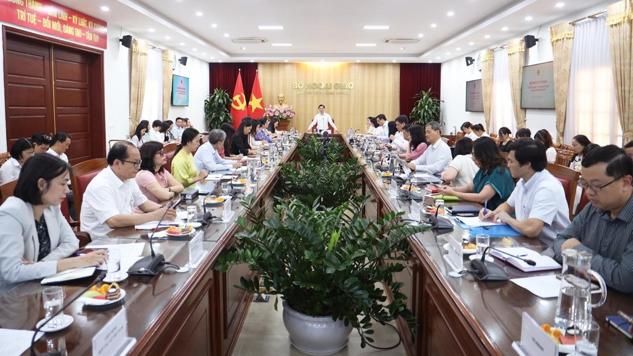 Enhancing coordination and effectiveness of people-to-people diplomacy