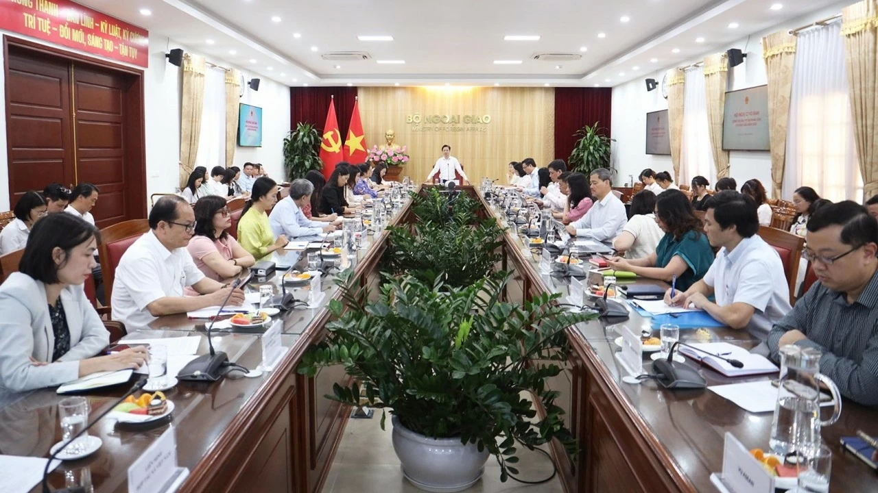 Enhancing coordination and effectiveness of people-to-people diplomacy