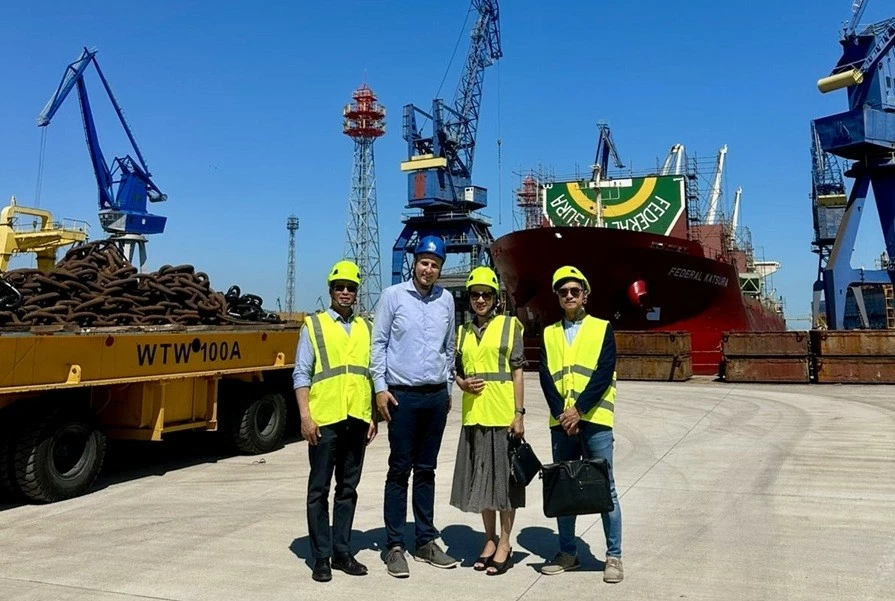 Ambassador Nguyen Thi Minh Nguyet attends international conference on nuclear energy in Varna, promoting Vietnam-Bulgaria cooperation Ambassador Nguyen Thi Minh Nguyet attends international conference on nuclear energy in Varna, promoting Vietnam-Bulgaria cooperation