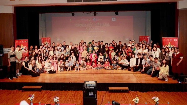 Vietnam-Japan art program in Higashi Osaka: Spreading Vietnamese cultural values in Japan