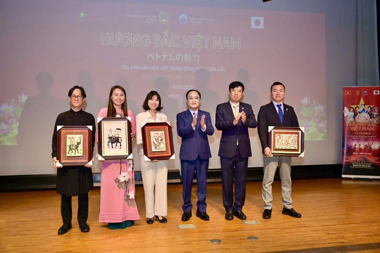 Vietnam-Japan art program in Higashi Osaka: Spreading Vietnamese cultural values in Japan Vietnam-Japan art program in Higashi Osaka: Spreading Vietnamese cultural values in Japan