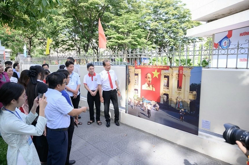 ‘Vietnam Intersection’ exhibition: Vietnam, where memories converge ‘Vietnam Intersection’ exhibition: Vietnam, where memories converge