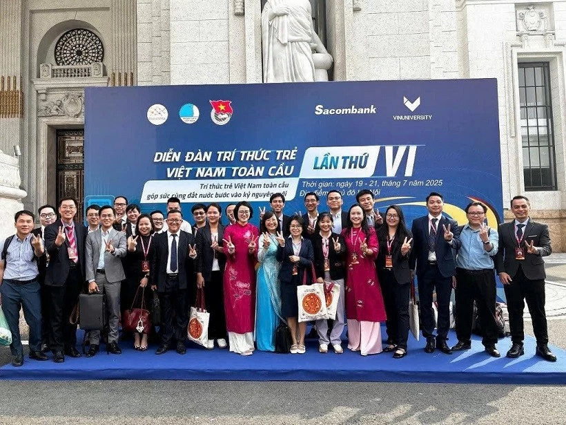 Vietnamese intellectuals realize innovation – Joining hands to build bridges Vietnamese intellectuals realize innovation – Joining hands to build bridges