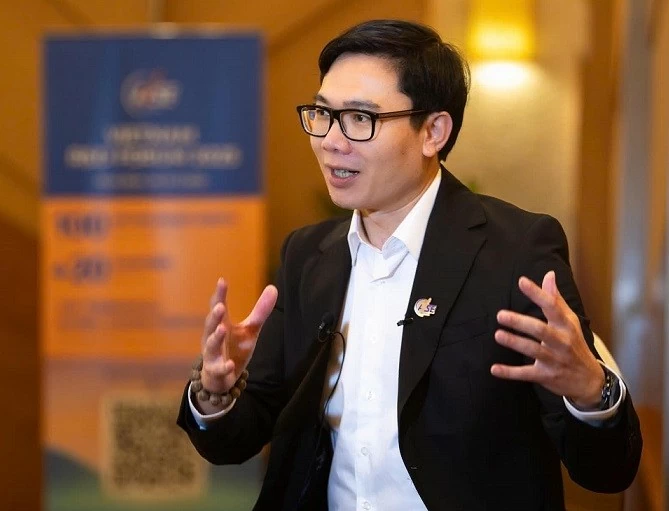 Vietnamese intellectuals realize innovation – Joining hands to build bridges Vietnamese intellectuals realize innovation – Joining hands to build bridges