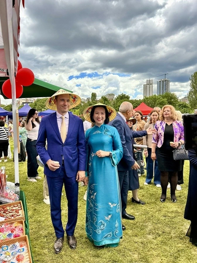 Vietnam makes strong cultural mark at 2026 Asian Festival in Sofia, Bulgaria