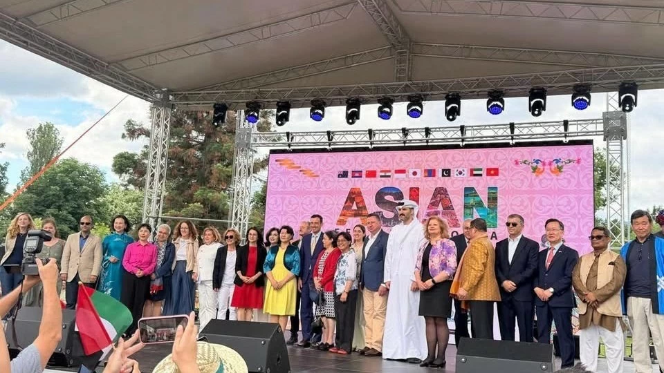 Vietnam makes strong cultural mark at 2026 Asian Festival in Sofia, Bulgaria