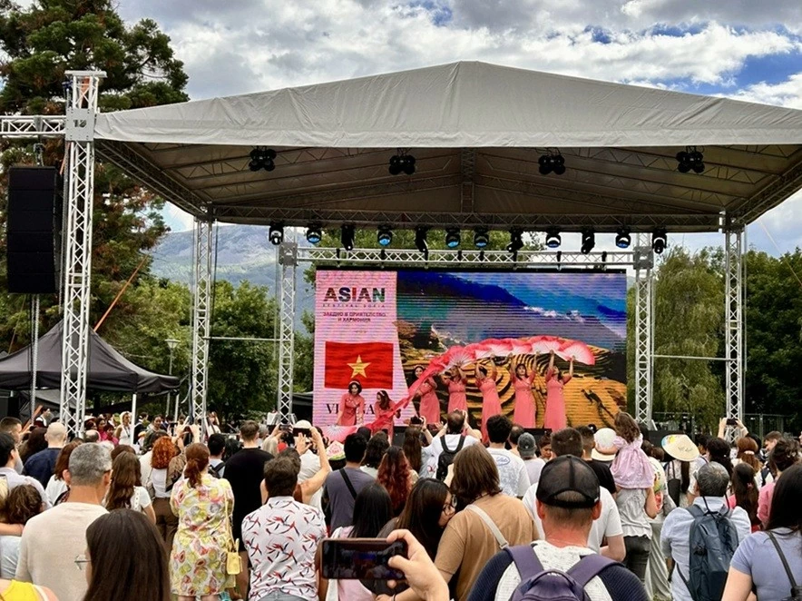 Vietnam makes strong cultural mark at 2026 Asian Festival in Sofia, Bulgaria