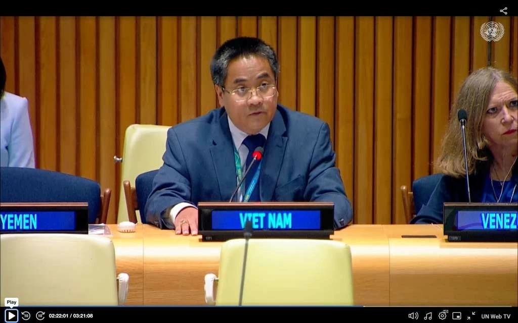 Vietnam supports UN Security Council reform through constructive contributions to Inter-governmental negotiations.