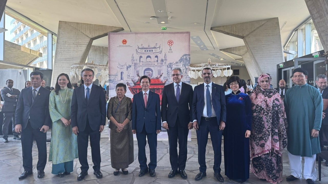 Spreading the values of Van Mieu - Quoc Tu Giam and Vietnamese culture, heritage at UNESCO headquarters