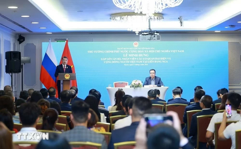 Prime Minister Le Minh Hung praises Vietnamese Communitys contributions to Vietnam-Russia relations