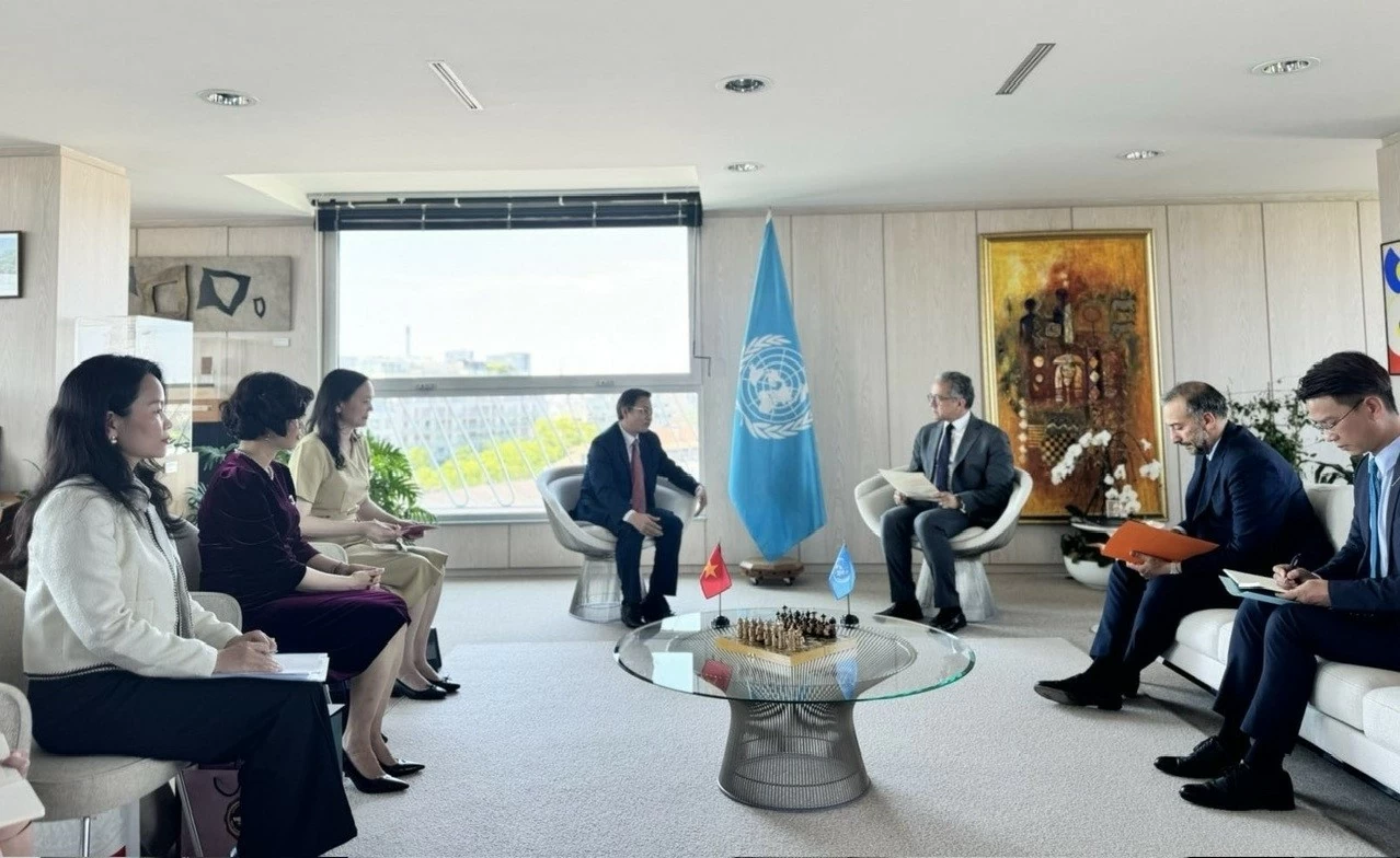 Vietnam continues to uphold its role as an active and responsible member of UNESCO Vietnam continues to uphold its role as an active and responsible member of UNESCO