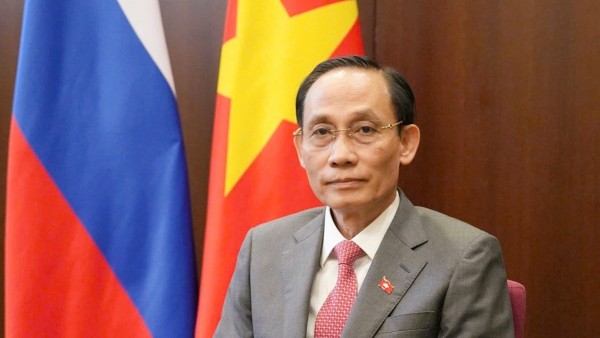 ASEAN-Russia Commemorative Summit concludes successfully with positive and comprehensive outcomes: FM Le Hoai Trung