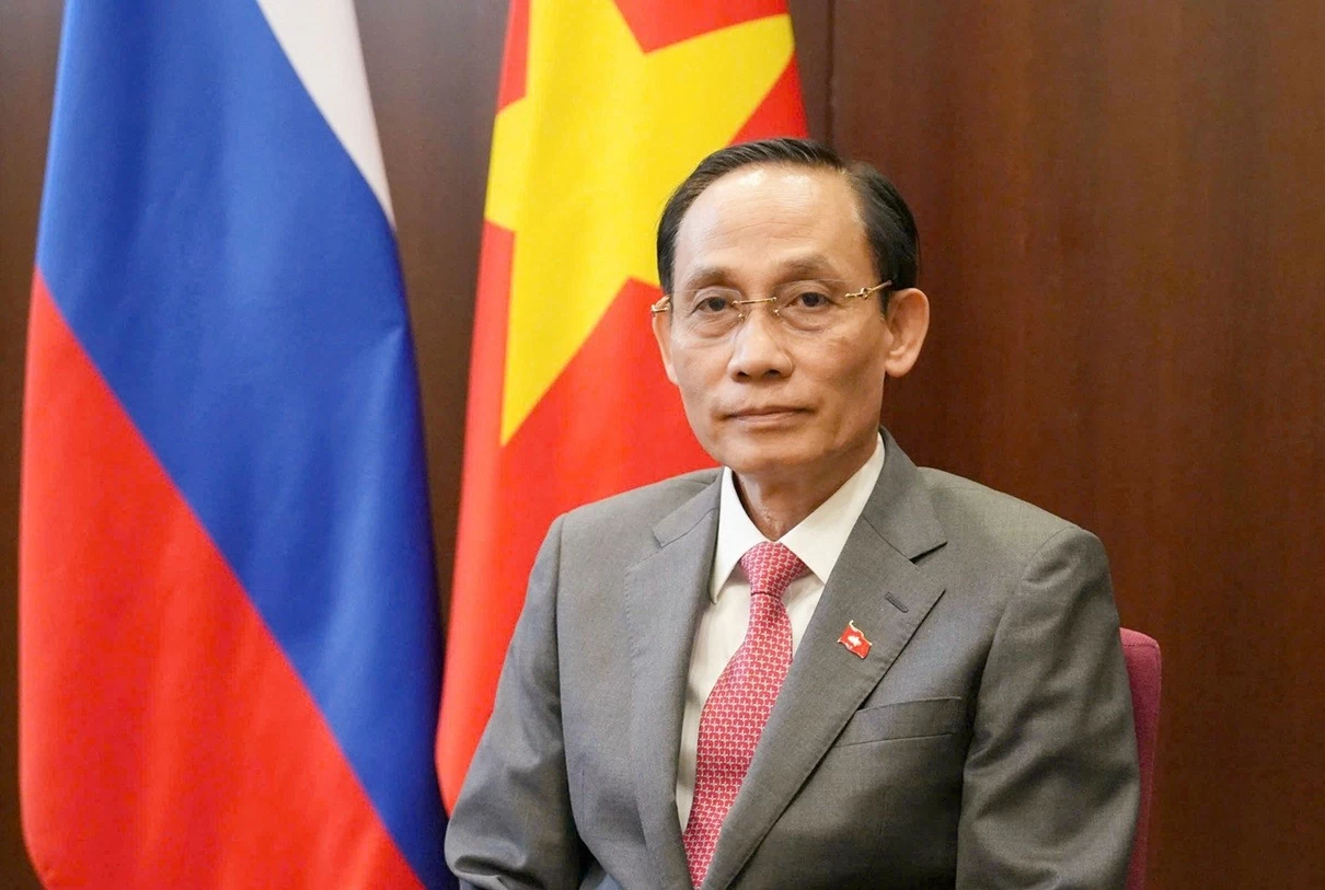 ASEAN-Russia Commemorative Summit concludes successfully with positive and comprehensive outcomes: FM Le Hoai Trung