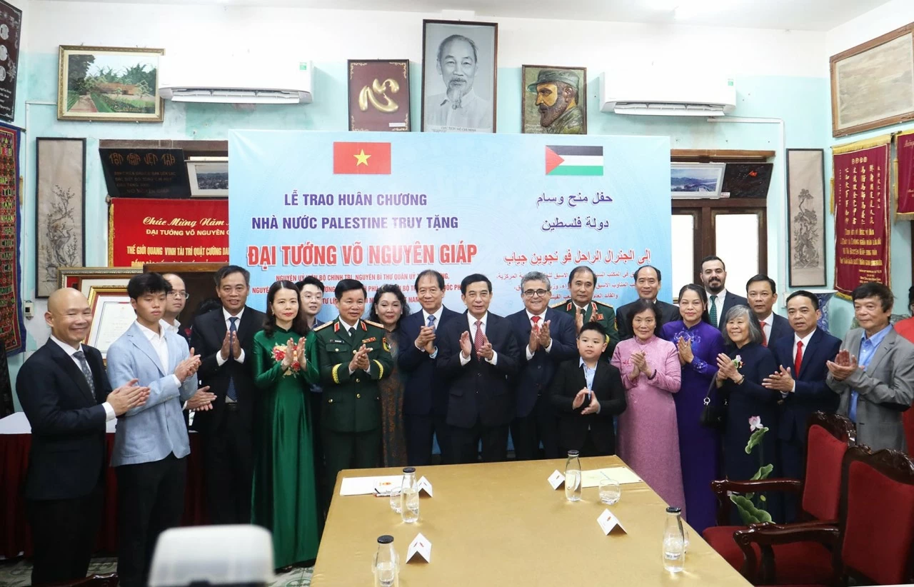 Ceremony for posthumous award of the Order of the Grand Collar of the State of Palestine to the Late General Vo Nguyen Giap