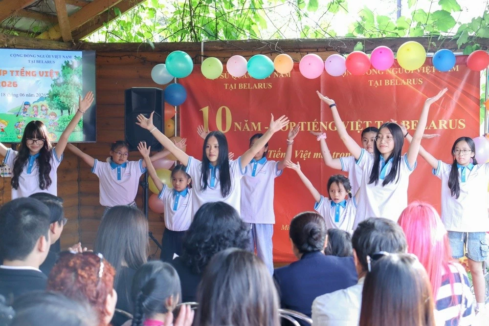 Vietnamese Community in Belarus launches Vietnamese Language Summer Camp 2026, celebrates 10th anniversary of Vietnamese Class Vietnamese Community in Belarus launches Vietnamese Language Summer Camp 2026, celebrates 10th anniversary of Vietnamese Class