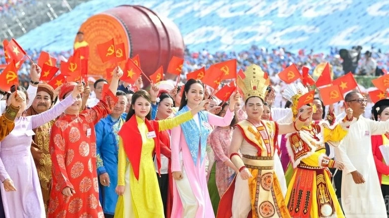 Bringing Vietnamese identity closer to the digital public
