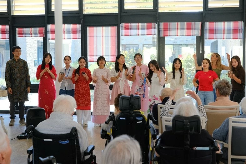 The fourth Vietnam Festival takes place vibrantly in Lorient City