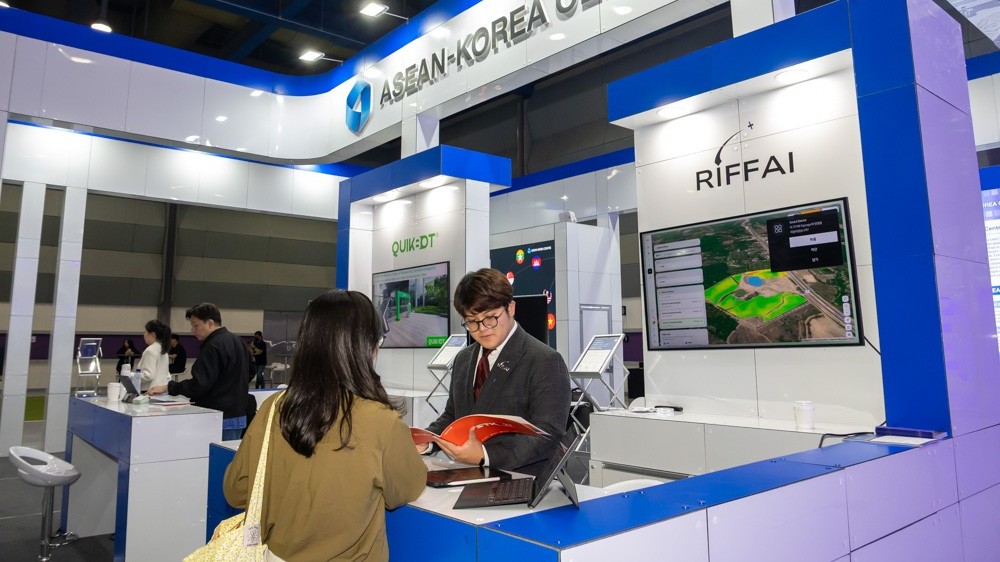 Vietnamese and ASEAN startups participate in the Republic of Korea's premier innovation event NextRise 2026