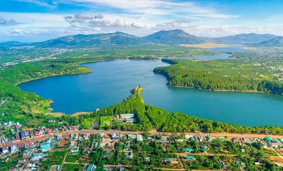 Gia Lai: Where connections converge, cultures thrive and opportunities spread - A land of great potential welcoming visitors and investors