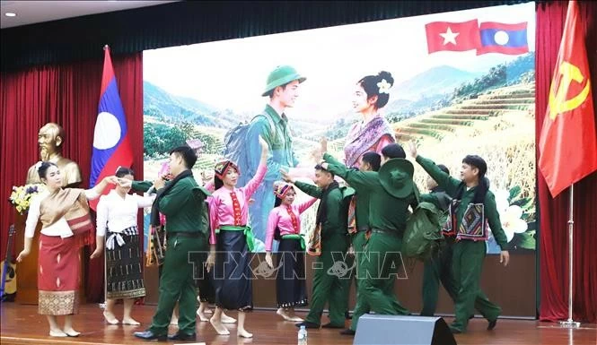Vibrant second contest Future Vietnamese Language Ambassador in Laos