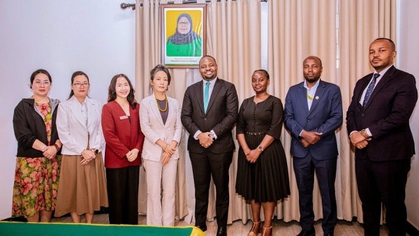 Ambassador Vu Thanh Huyen promotes Party-to-Party ties, bilateral cooperation in Tanzania’s Capital Dodoma