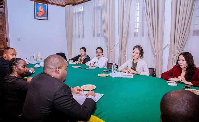 Ambassador Vu Thanh Huyen promotes Party-to-Party foreign relations and State diplomacy in the capital Dodoma Ambassador Vu Thanh Huyen promotes Party-to-Party foreign relations and State diplomacy in the capital Dodoma