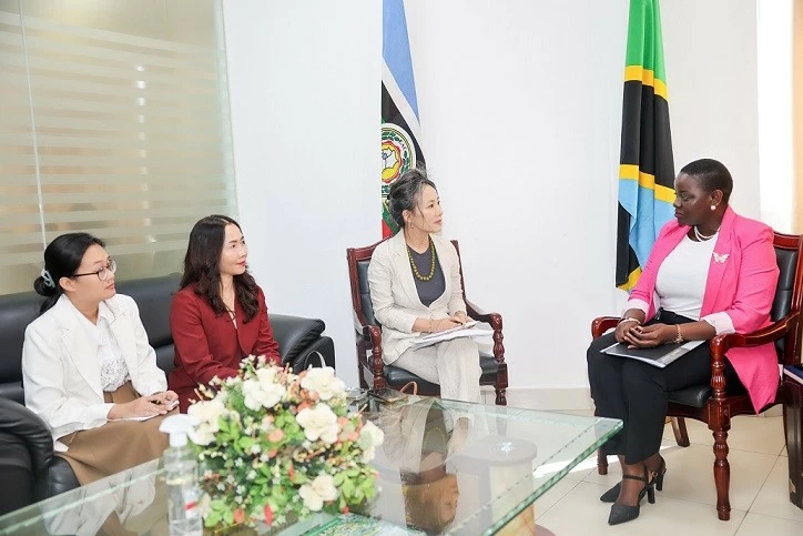 Ambassador Vu Thanh Huyen promotes Party-to-Party foreign relations and State diplomacy in the capital Dodoma Ambassador Vu Thanh Huyen promotes Party-to-Party foreign relations and State diplomacy in the capital Dodoma
