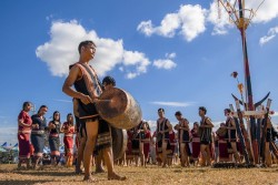 Developing Gia Lai into a key destination that attracts domestic and international tourists