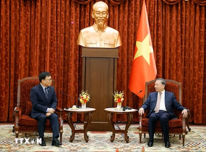 General Secretary, President To Lam receives Korean Ambassador Choi Young Sam for farewell