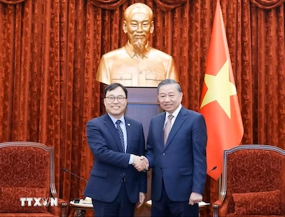 General Secretary, President To Lam receives Korean Ambassador Choi Young Sam for farewell