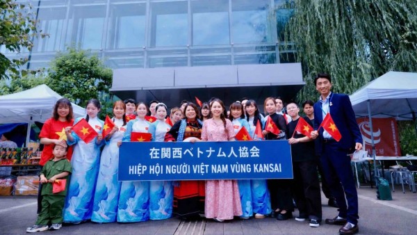 Vietnamese Association in Kansai joins Asian Cultural Festival in Sakai, promoting the spirit of international integration