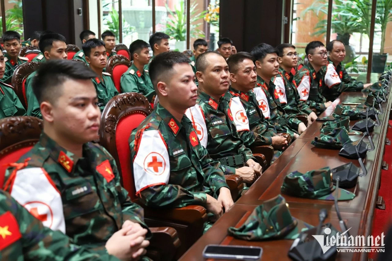 Ministry of National Defense assigns military relief team heading to earthquake-hit Venezuela