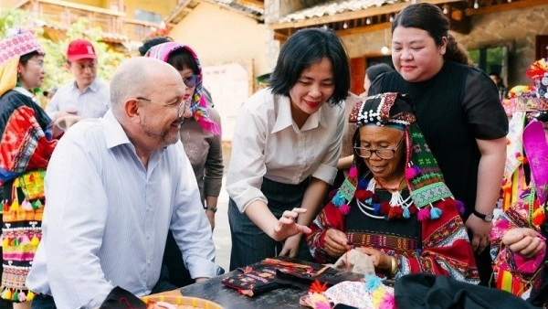Vietnam taps community tourism potential for sustainable development