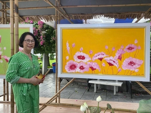 'Lotus Paintings – 10 Noble Qualities of Vietnamese People' collection introduced at Hanoi Lotus Festival 2026
