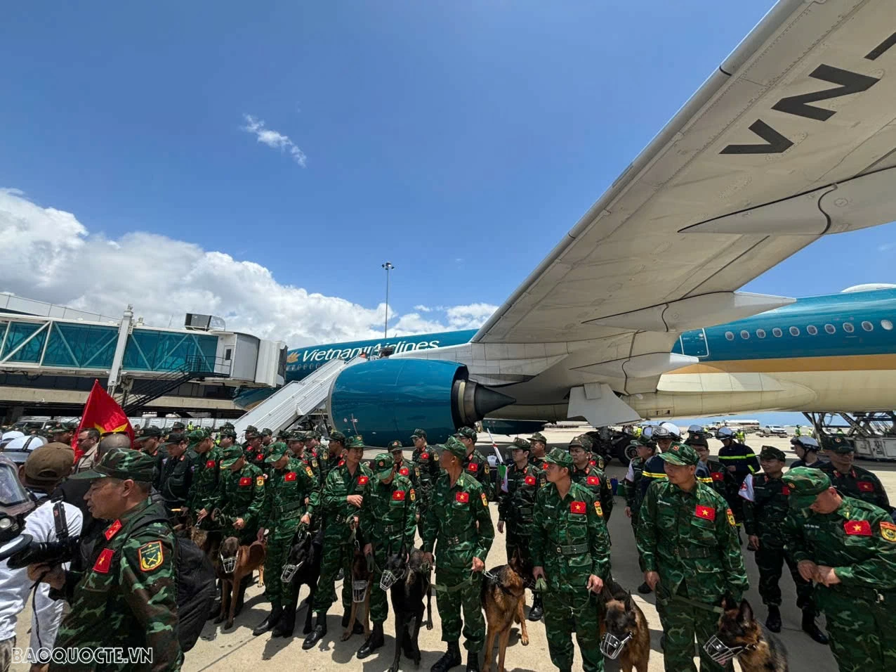 Vietnamese Rescue Team arrives in Venezuela, delivering a message of solidarity Vietnamese Rescue Team arrives in Venezuela, delivering a message of solidarity