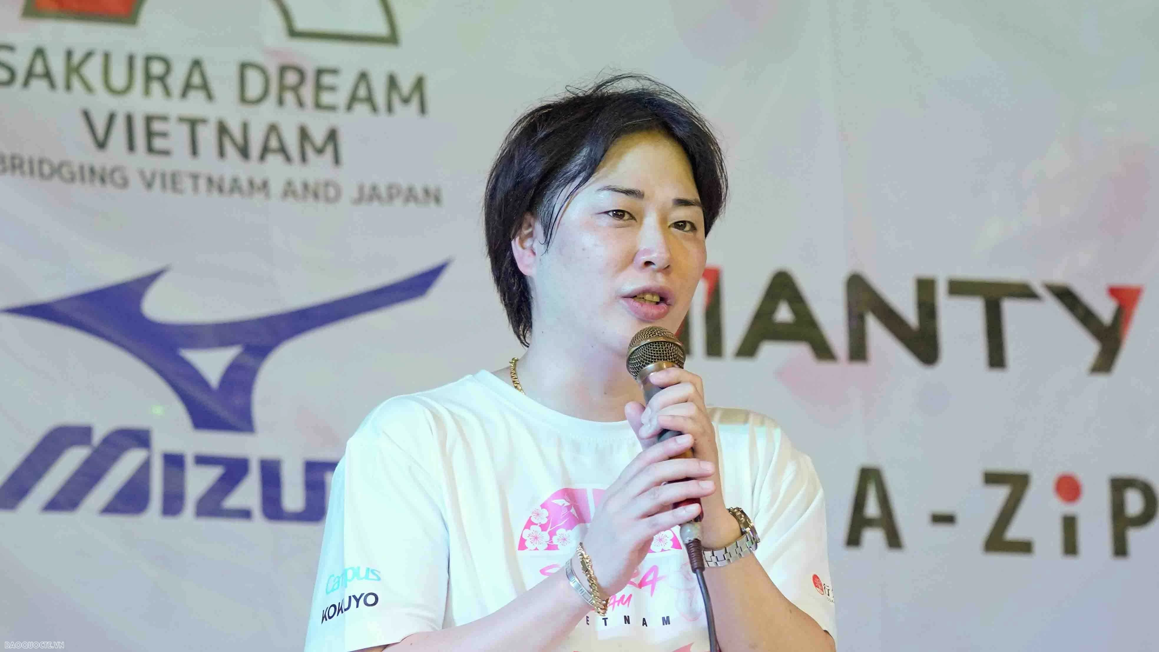 Lang Tre in Dong Nai welcomes Japanese friends, spreading love to orphaned children