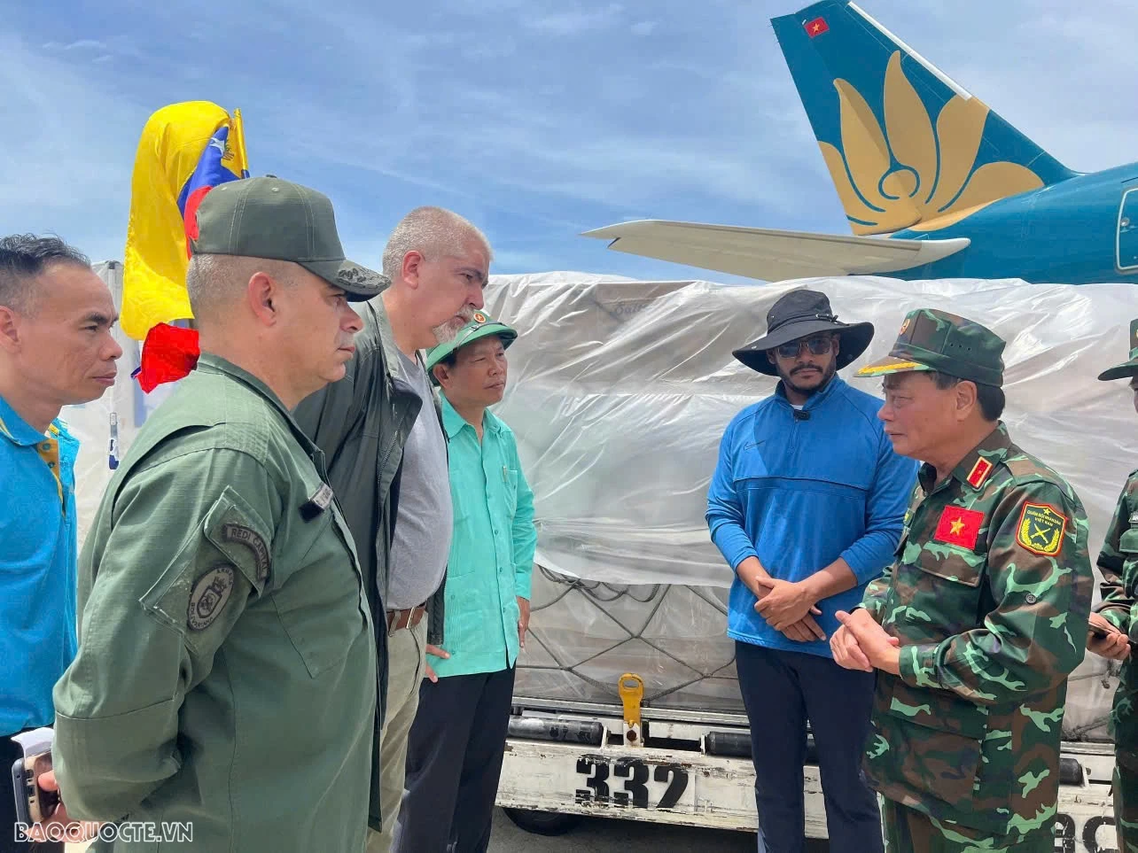 Vietnam's second aid flight to Venezuela lands at Simón Bolívar International Airport